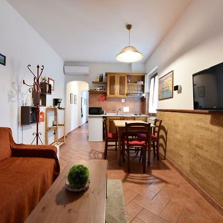 Piccolo Iris Firenze Apartment Bagian luar foto